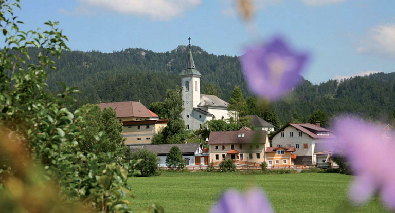 Ortsbild von Rohr im Gebirge